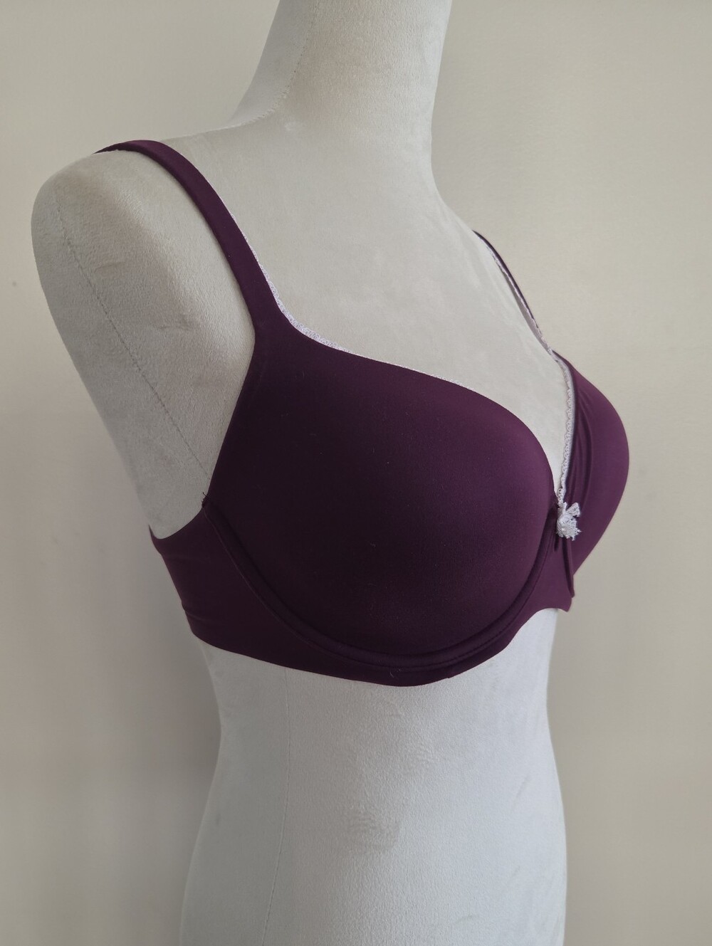 Victoria's Secret Body By Victoria Plum Push-Up Bra with Lace Trim